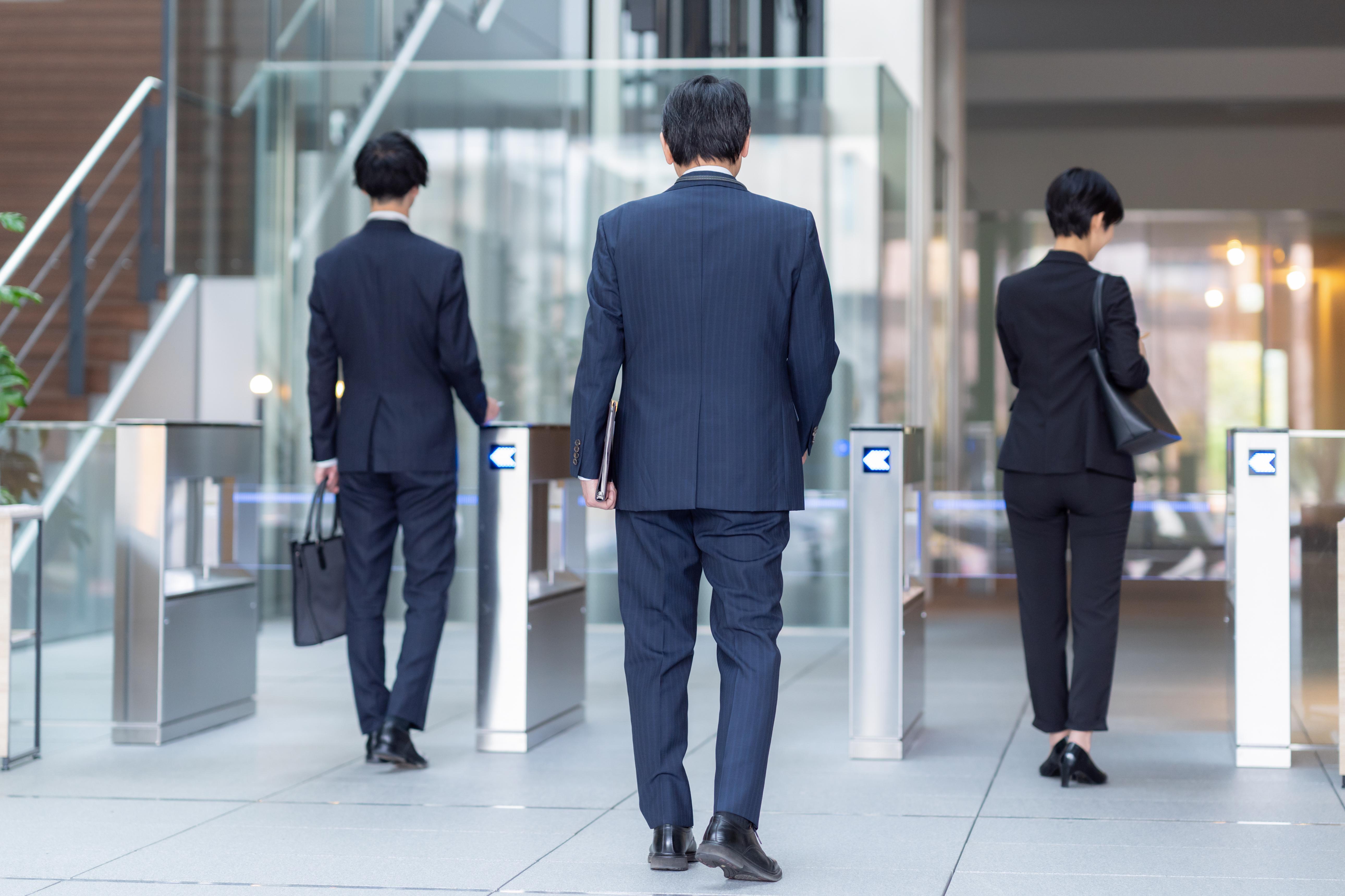 California Tightens Return-to-Office Expectations for State Employees
